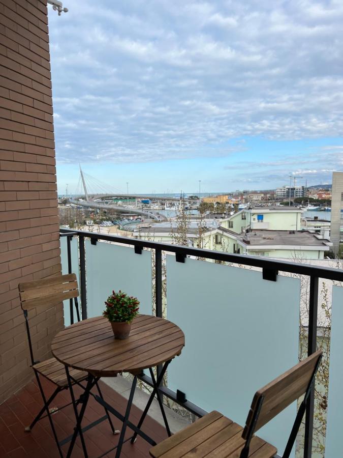 "Casa Incantevole" Fronte Mare Pescara - Appartamento Via Buozzi Екстериор снимка