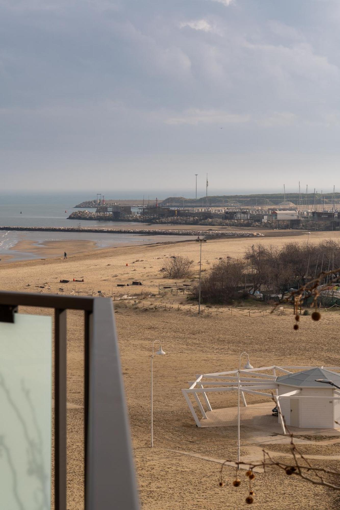 "Casa Incantevole" Fronte Mare Pescara - Appartamento Via Buozzi Екстериор снимка
